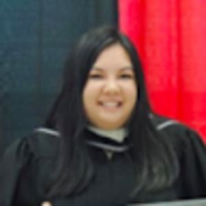 Meet your Posher, Dana